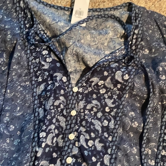 Top - Picture 4 of 6